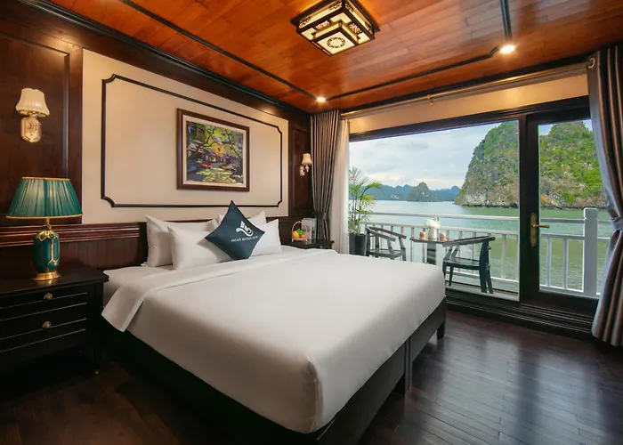 Arcady Boutique Cruise 5*