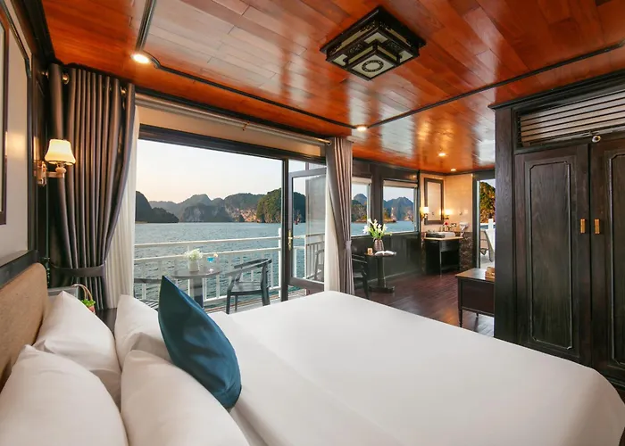 Arcady Boutique Cruise 5*