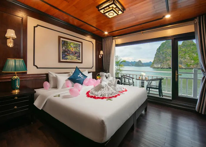  Arcady Boutique Cruise Hạ Long
